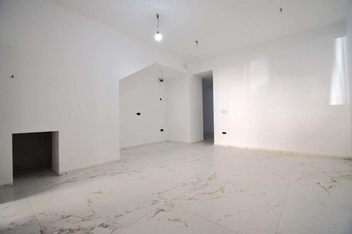 Sale of apartment in Piso en Calle del Capità Baltasar Tristany, Reina Victoria-Miguel Hernández, Elche / Elx, Elche / Elx
photo 2