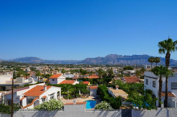Частный шале на продаже в  Casa o chalet en L'Albir, Alfaz del Pi, Алфаз дель Пи photo 3