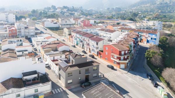Chalet adosado en Pego photo 1