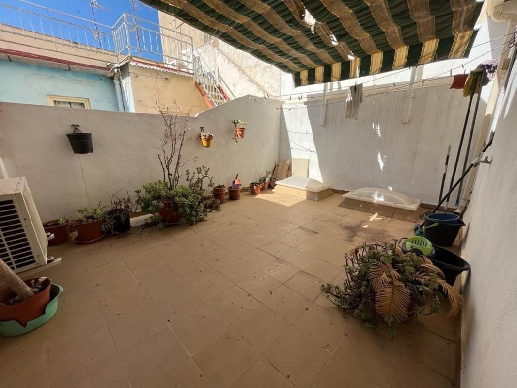 Propiedades en venta y alquiler en España photo 1
