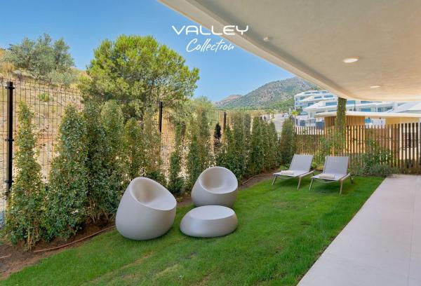 Venta de piso en Piso en Avenida Fuengirola, 9, El Higuerón, Fuengirola, Fuengirola
 photo 1