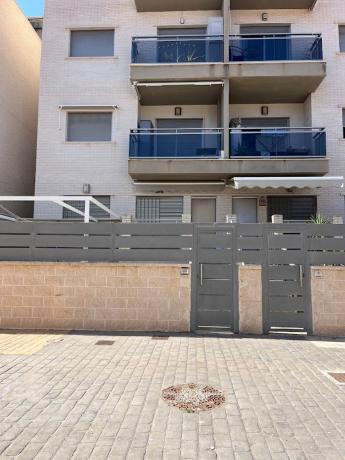 Venta de piso en Piso en Yecla, 38, Tamarit - Playa Lissa, Santa Pola, Santa Pola
photo 1