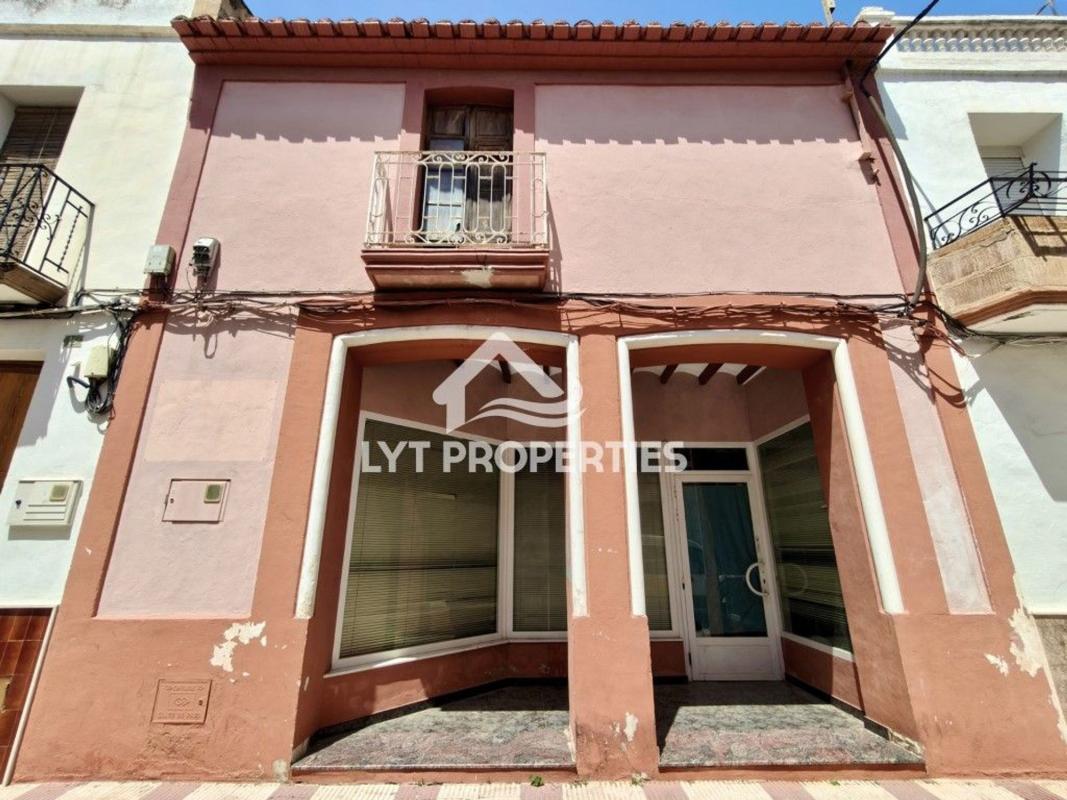 Properties for sale and rent in Spain photo 3