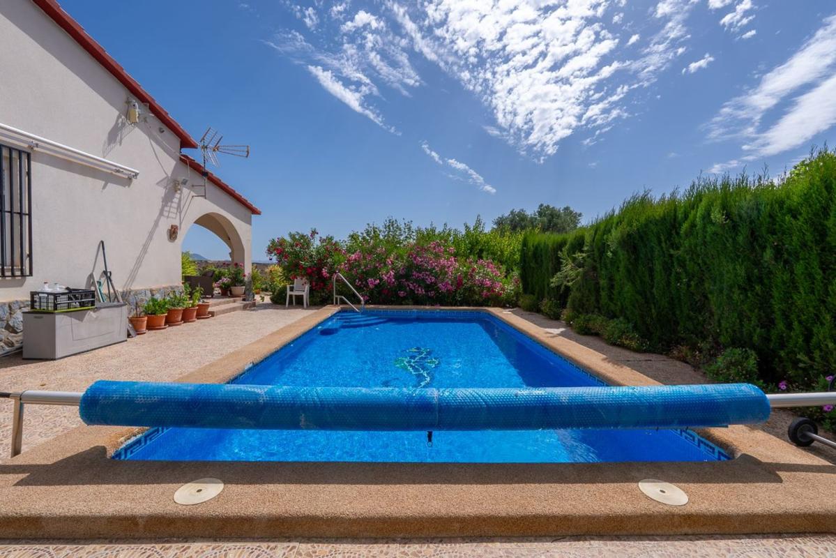 Properties for sale and rent in Spain photo 3