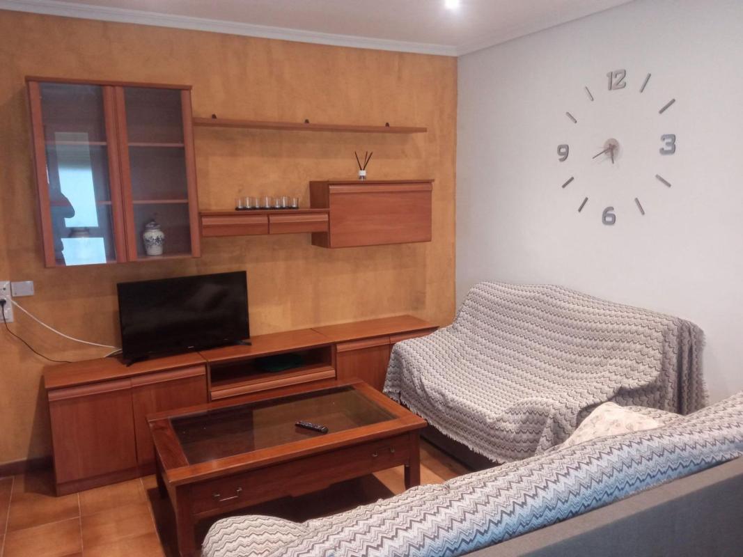 Продажа квартиры на Piso en Barri Santa Rosa, Alcoy / Alcoi, Алкой
photo 1