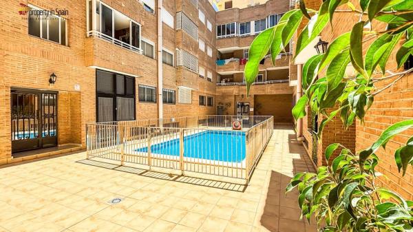 Sale of flat in Piso en Calle Echegaray, Centro, San Vicente del Raspeig, San Vicente del Raspeig
thumbnail 2