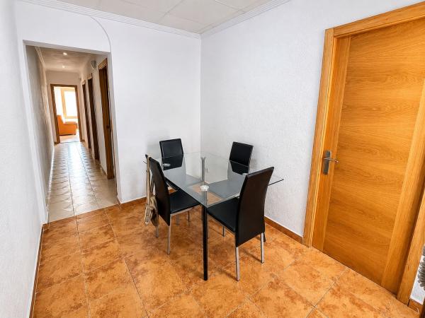 Venta de piso en Piso en Calle de Sant Mateu, Carolinas Altas, Alicante / Alacant, Alicante / Alacant
 photo 1