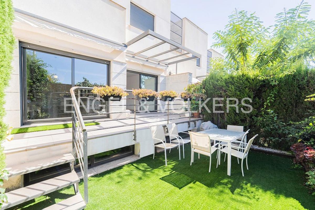 Propiedades en venta y alquiler en España photo 1