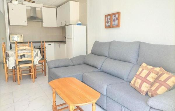 Casa o chalet independiente en Calle Arbizu, La Siesta - El Salado - Torreta, Torrevieja photo 4