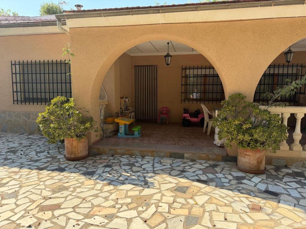 Properties for sale and rent in Spain photo 4