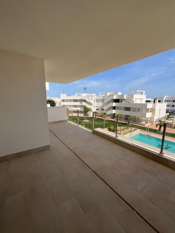Продажа квартиры на Piso en Calle del Cantaueso, Urbanizaciones, Guardamar del Segura, Гуардамар-дель-Сегура
photo 1