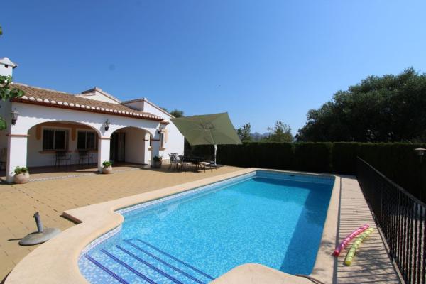 Chalet independiente en venta en Casa o chalet en Orba, Orba
 photo 1