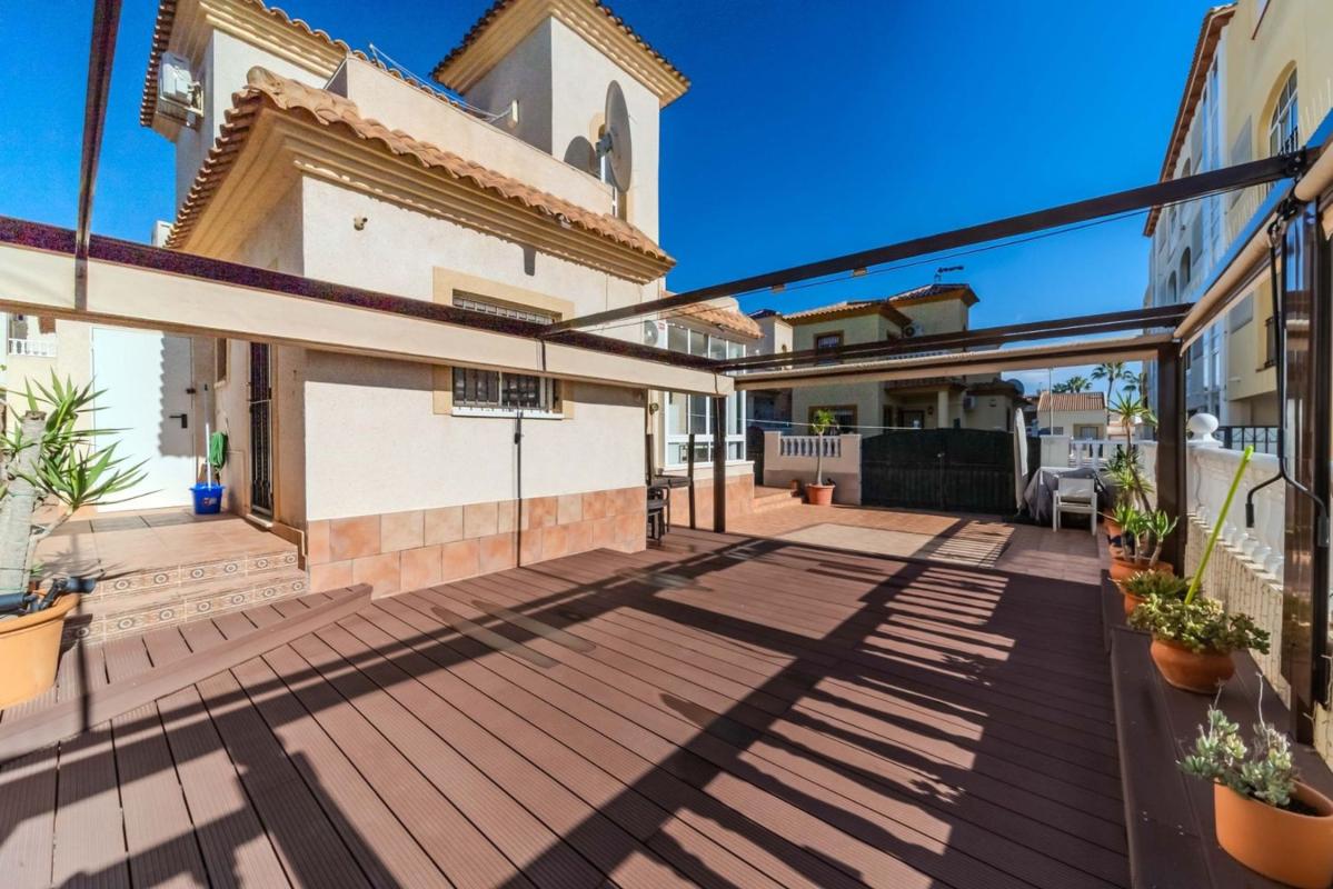 Propiedades en venta y alquiler en España photo 1
