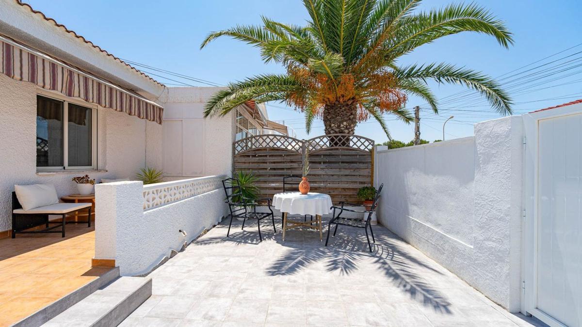 Venta de chalet independiente en Casa o chalet en Calle Costa Dorada, 4, Rojales Hills - Rosa Bungalows, Rojales, Rojales
 photo 2