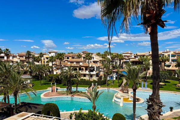 Venta de piso en Piso en Playa de los Locos, Torrevieja, Torrevieja
thumbnail 2