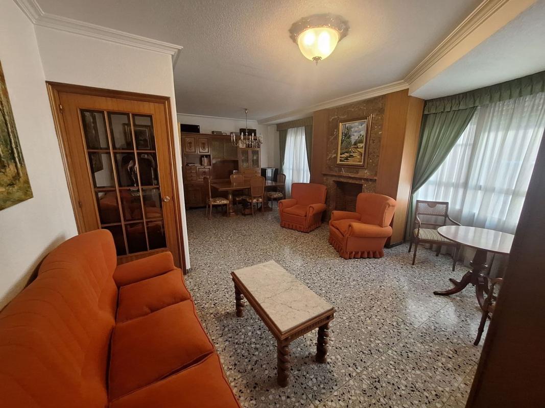 Venta de piso en Piso en Centro, Elche / Elx, Elche / Elx
photo 2