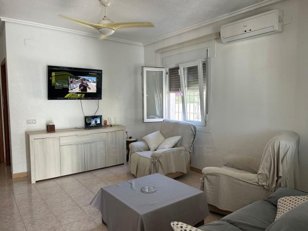 Chalet independiente en venta en Casa o chalet en Blue Lagoon - Galán, San Miguel de Salinas, San Miguel de Salinas
 photo 4