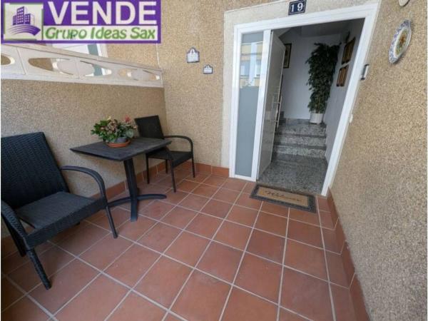 Chalet adosado en Onil photo 1