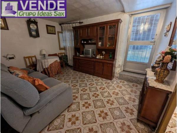 Chalet adosado en Sax thumbnail 2