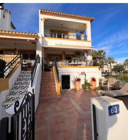 Casa o chalet independiente en Villamartín, Orihuela photo 1