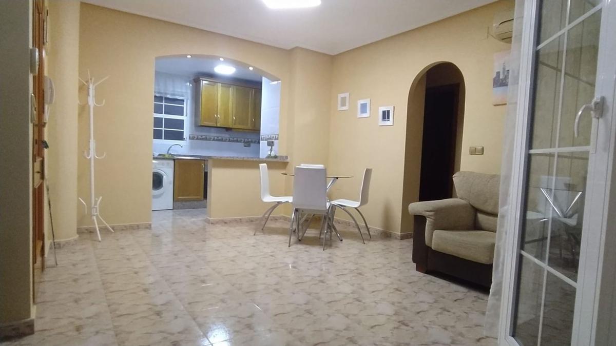 Venta de piso en Piso en Calle Alhambra, La Zenia, Orihuela, Orihuela
photo 1