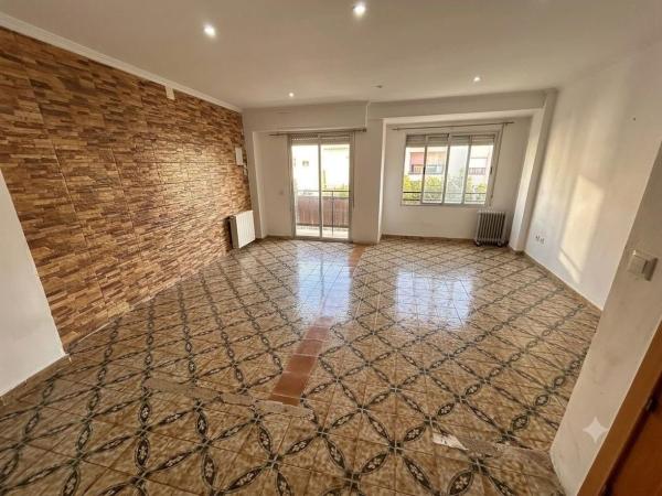 Venta de piso en Piso en Calle Jaime Segarra, Carolinas Bajas, Alicante / Alacant, Alicante / Alacant
 photo 1