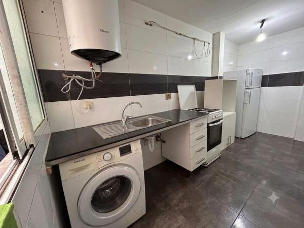 Venta de piso en Piso en Calle Jaime Segarra, Carolinas Bajas, Alicante / Alacant, Alicante / Alacant
 photo 3