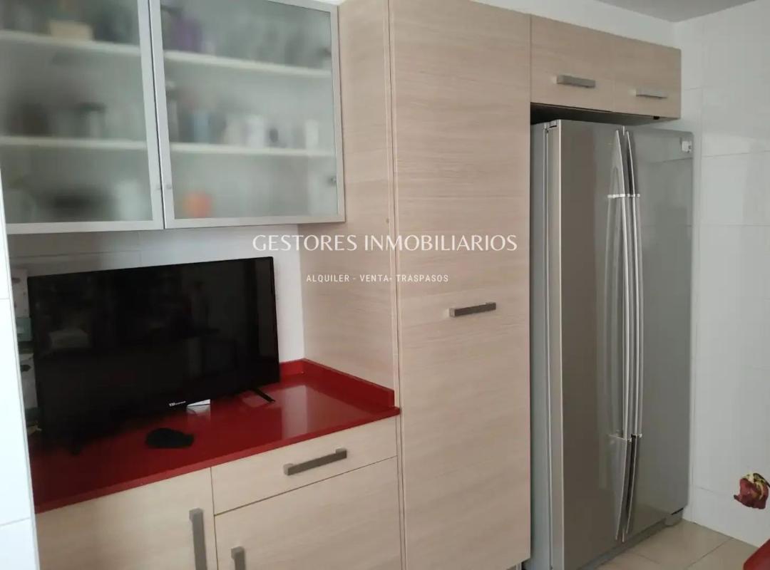 Продажа квартиры на Piso en Barri Santa Rosa, Alcoy / Alcoi, Алкой
 photo 3