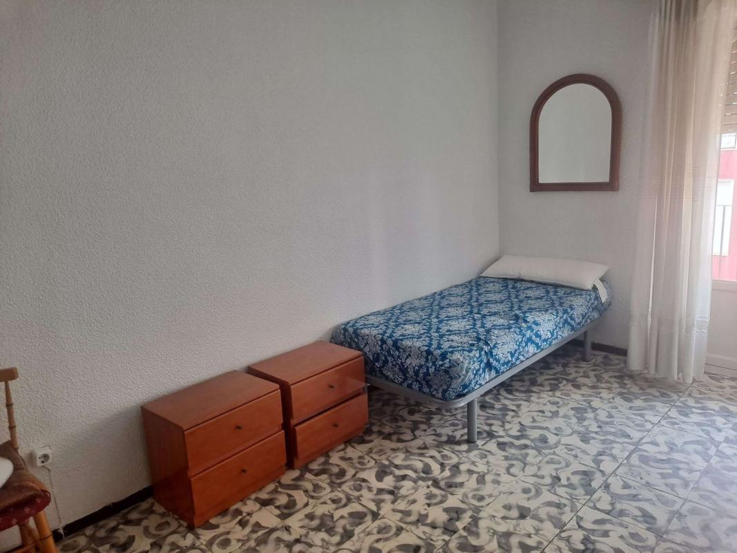Venta de piso en Piso en Calle Ruperto Chapí, 82, Pont Nou-Corazón de Jesús, Elche / Elx, Elche / Elx
photo 5