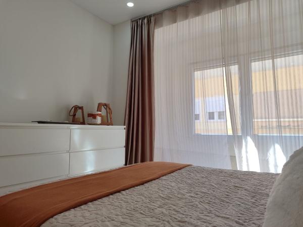 Venta de piso en Piso en Capitan Rueda, 13, Campoamor, Alicante / Alacant, Alicante / Alacant
 photo 2