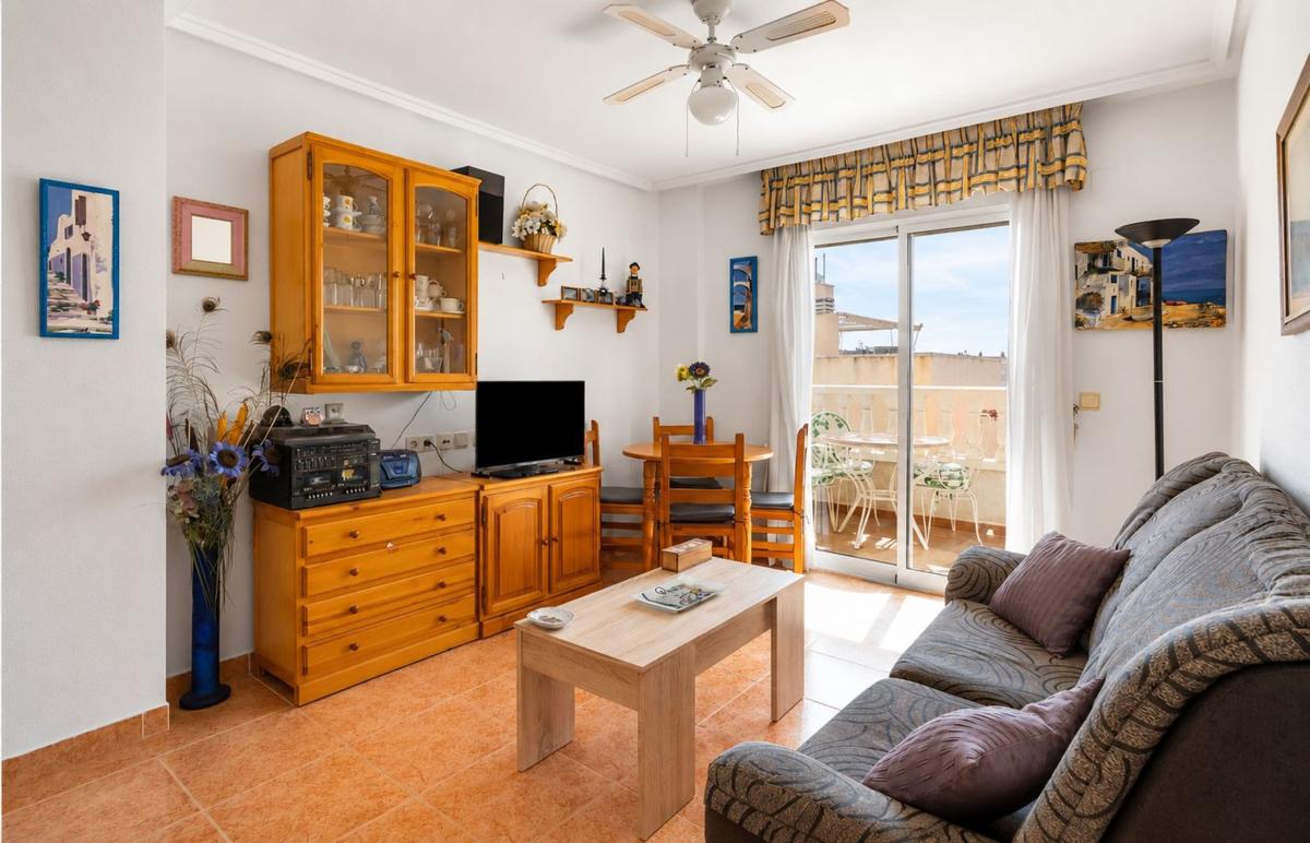 Продажа квартиры на Piso en Calle Bella Antonia, 79, Nueva Torrevieja, Torrevieja, Торревьеха
photo 1