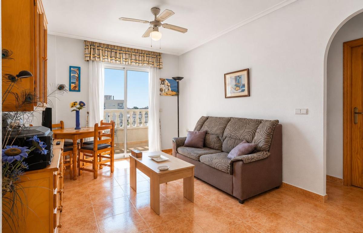 Продажа квартиры на Piso en Calle Bella Antonia, 79, Nueva Torrevieja, Torrevieja, Торревьеха
photo 2