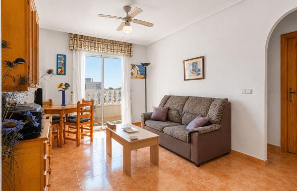 Продажа квартиры на Piso en Calle Bella Antonia, 79, Nueva Torrevieja, Torrevieja, Торревьеха
thumbnail 1