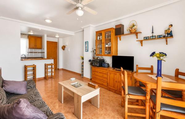 Продажа квартиры на Piso en Calle Bella Antonia, 79, Nueva Torrevieja, Torrevieja, Торревьеха
thumbnail 2
