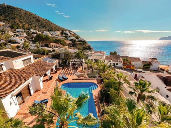 Casa o chalet independiente en Calle Puerto de Somiedo, 2, El Portet-Pla del Mar, Moraira photo 1