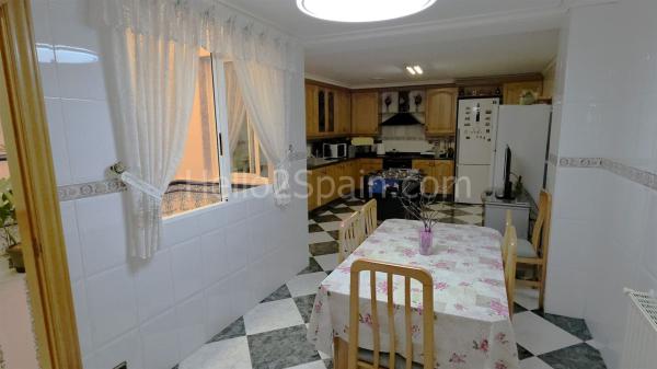 Chalet adosado en Beniarrés thumbnail 2