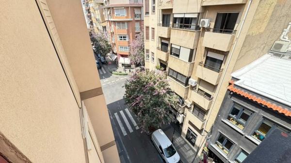 Venta de piso en Piso en Mercado, Alicante / Alacant, Alicante / Alacant
 photo 3