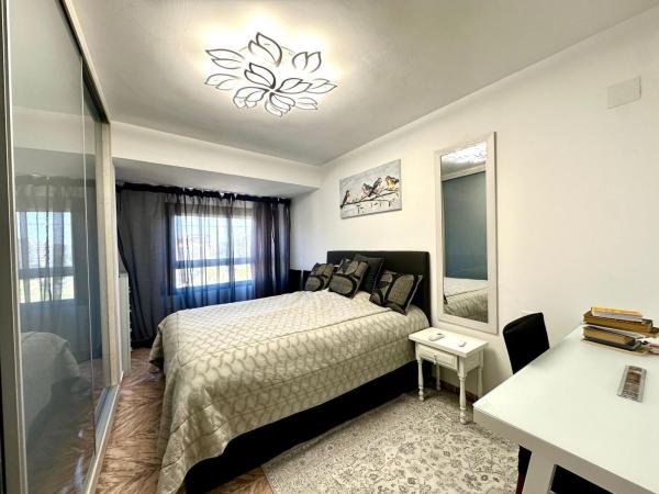 Venta de piso en Piso en Calle Doctor Nieto, Plà del Bon Repòs-La Goteta, Alicante / Alacant, Alicante / Alacant
thumbnail 1