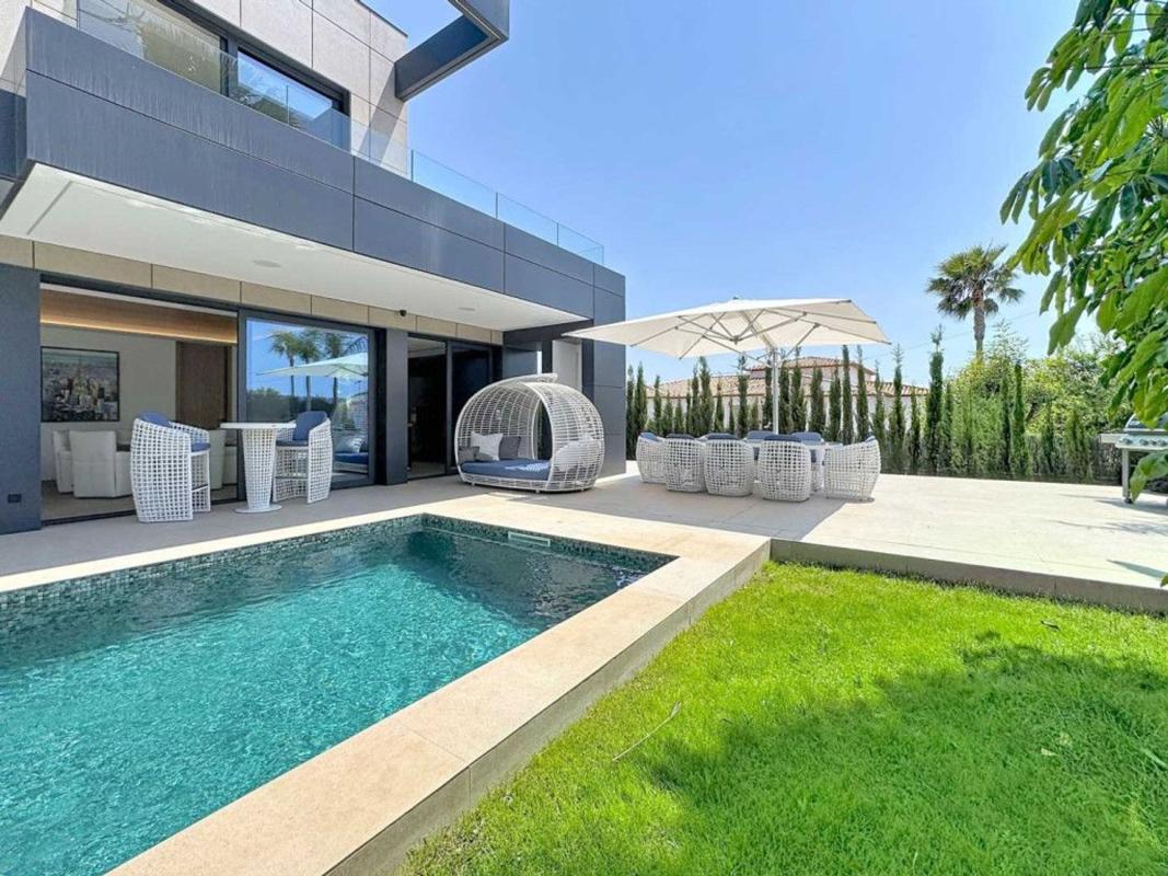 Obra nueva Villa en Calpe en Calpe (Revista) photo 5
