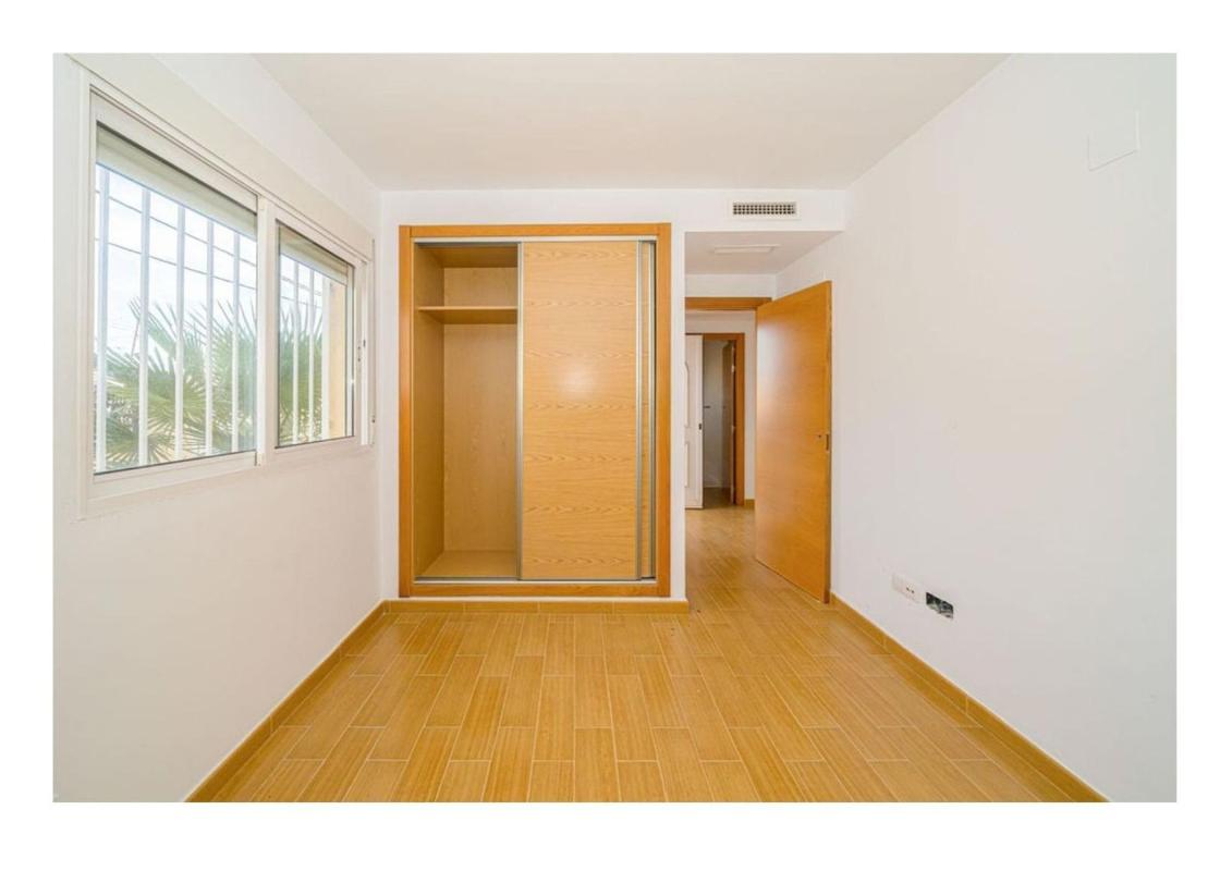 Sprzedaż szeregowego domku w Chalet adosado en Calle les Palmeretes, Colonia Escandinavia-Cautivador, Alfaz del Pi , Alfaz del Pi photo 5
