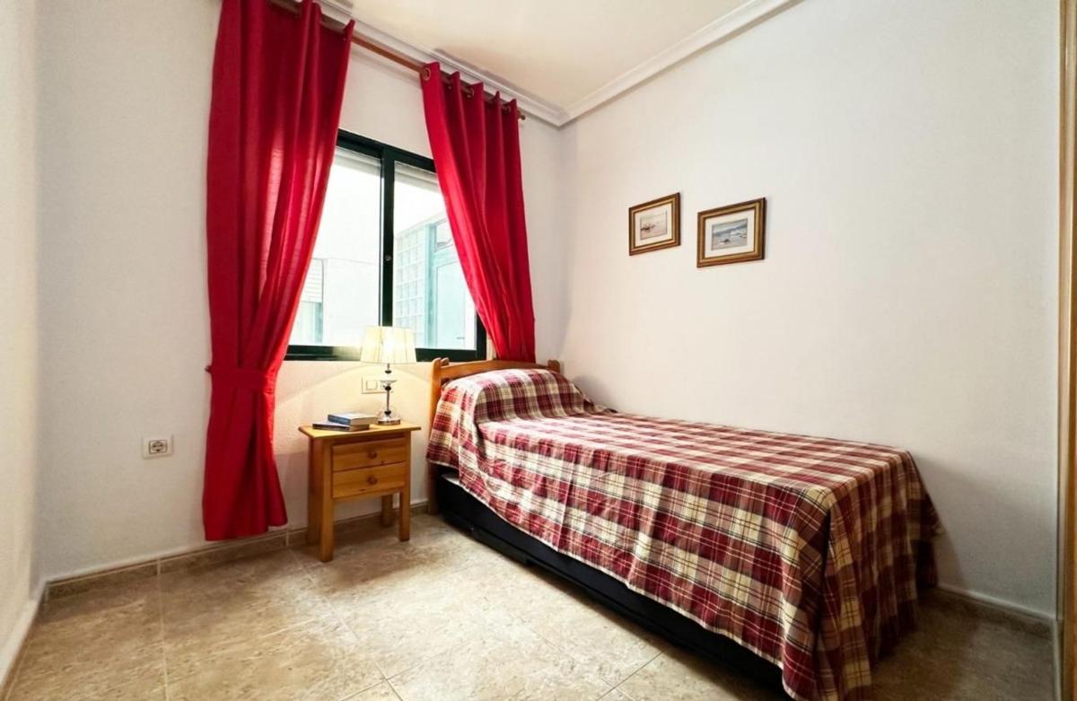 Продажа квартиры на Piso en Calle del Mar, Aguamarina, Orihuela, Ориуэла
 photo 5