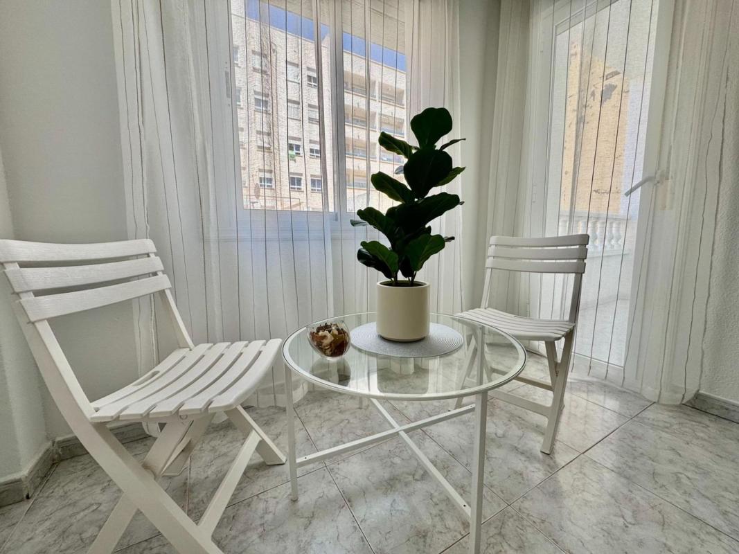 Sale of apartment in Piso en Calle San Pascual, Centro - Muelle Pesquero, Torrevieja, Torrevieja
photo 5