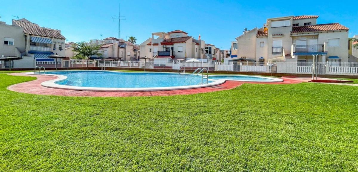 Propiedades en venta y alquiler en España photo 1