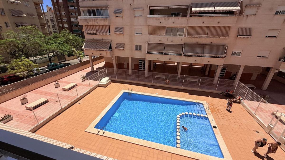 Продажа квартиры на Piso en Avenida Periodista Rodolfo de Salazar, Nou Alacant, Alicante / Alacant, Аликанте / Алакант
photo 2
