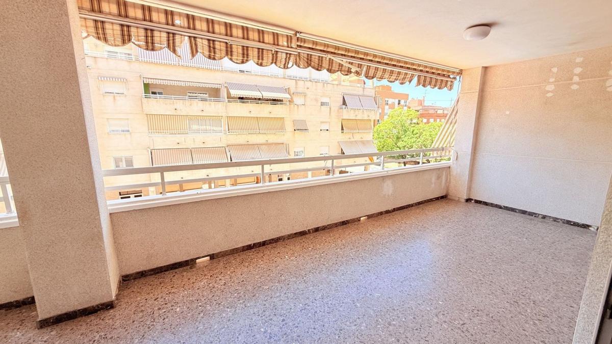 Продажа квартиры на Piso en Avenida Periodista Rodolfo de Salazar, Nou Alacant, Alicante / Alacant, Аликанте / Алакант
photo 4