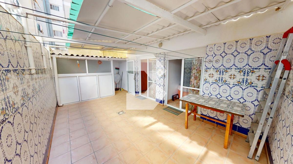 Продажа квартиры на Piso en Pla De Sarrio, Campello Playa, El Campello, Эль Кампельо
 photo 5