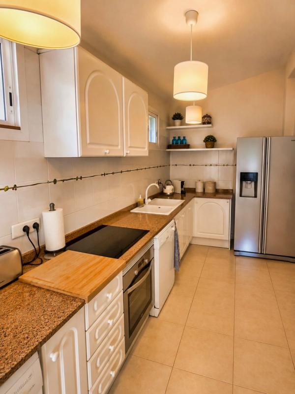 Properties for sale and rent in Spain photo 3