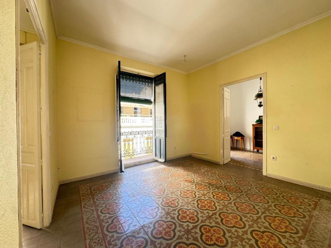 Venta de piso en Piso en Centro Tradicional, Alicante / Alacant, Alicante / Alacant
 photo 2