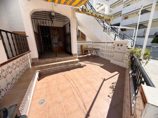 Venta de piso en Piso en Calas de Santiago Bernabeu, Santa Pola, Santa Pola
thumbnail 1