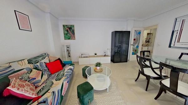 Sale of flat in Piso en Centro - Muelle Pesquero, Torrevieja, Torrevieja
thumbnail 1